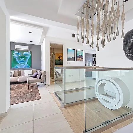 Διαμέρισμα Seaview Duplex With Infinity Pool