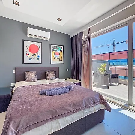 Apartament Seaview Duplex With Infinity Pool