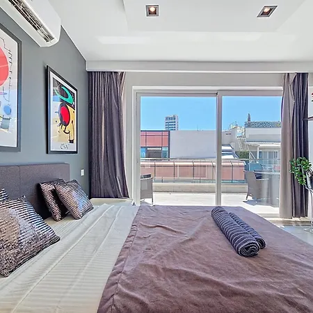 Seaview Duplex With Infinity Pool 公寓 *